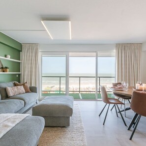 Apartment | 2 bedrooms, Internet - Frontal Seaview Apartment in Blankenberge (Blankenberge)