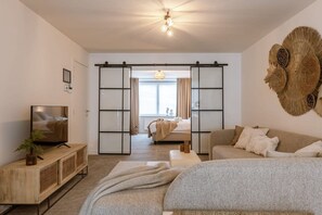 Apartment - Cosy Bohemian Decorated Apartment With Terrace (Ostend)