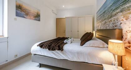 Spacious Apartment With Terrace in Ostend