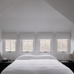 House | 3 bedrooms, desk, iron/ironing board, Internet - Laggan Cottage - Charming Home Along River Gairn (Ballater)