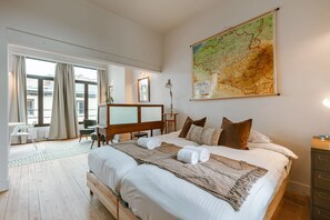 House | 3 bedrooms, desk, Internet - Charming Mansion in Vibrant Antwerp (Antwerp)