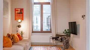 House | 3 bedrooms, desk, Internet