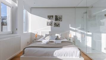 2 habitaciones, escritorio y acceso a internet