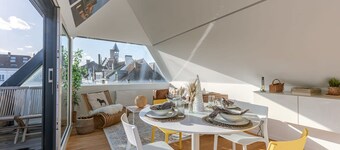 Bright Apartment Overlooking the 3 Towers of Ghent