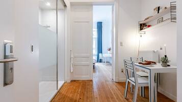 Apartment | 1 bedroom, Internet