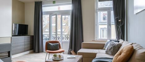 2 bedrooms, Internet