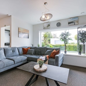 Ferienhaus | 6 Schlafzimmer, Schreibtisch, Internetzugang