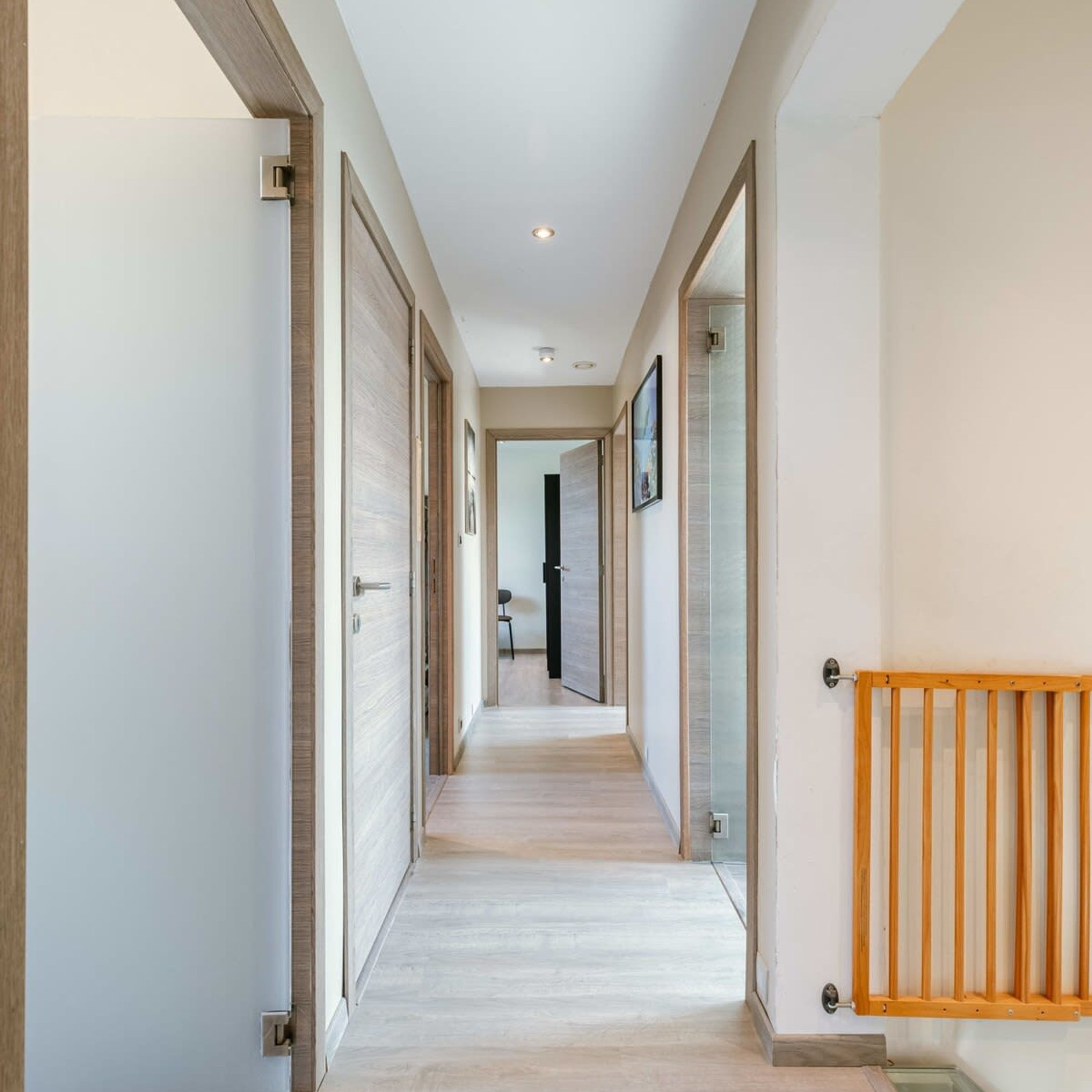 Huis | 6 slaapkamers, een bureau, snel internet