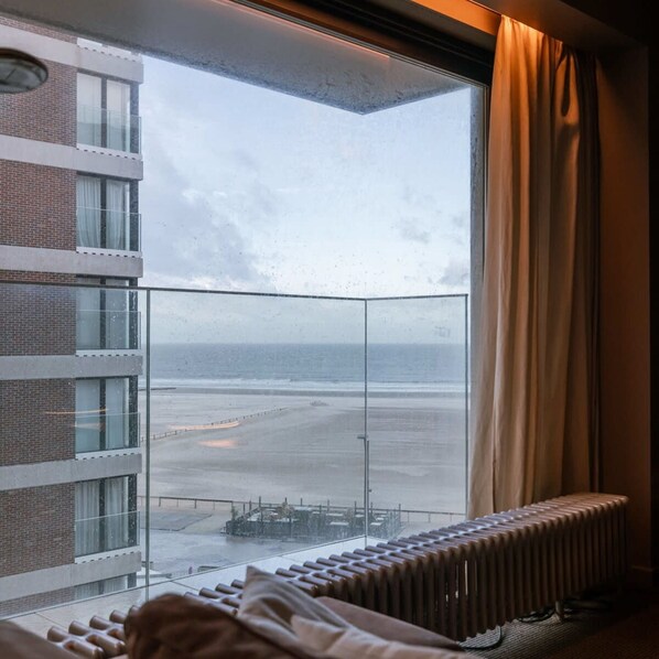 3 bedrooms, Internet - Cosy Apartment With sea View (Knokke-Heist)