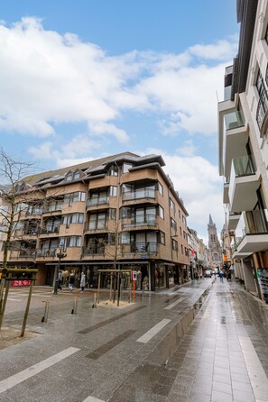 อพาร์ทเมนท์ | 2 ห้องนอน, อินเทอร์เน็ตความเร็วสูง