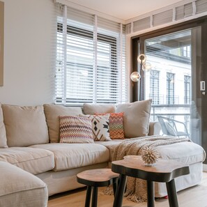 อพาร์ทเมนท์ | 2 ห้องนอน, อินเทอร์เน็ตความเร็วสูง