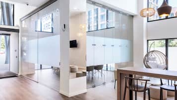 Sala de estar en el lobby