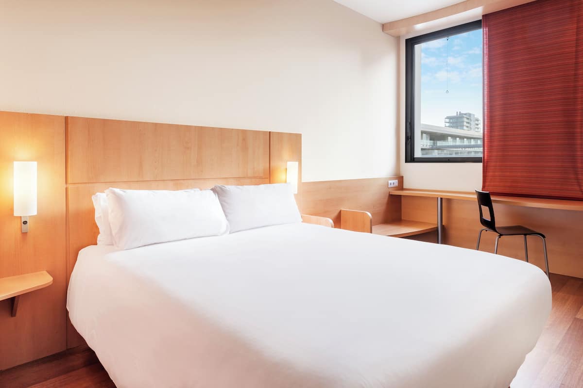 Coffres-forts dans les chambres, bureau, chambres insonorisées