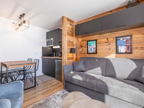 TV - Modern 2-room apartment, ski-in/ski-out in Avoriaz (Avoriaz)