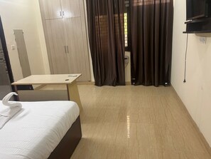Free WiFi - Cleo Elegance Rooms & Banquet (Noida)