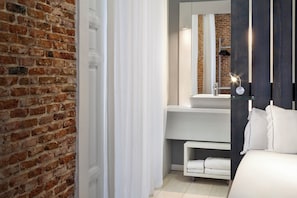 Premium-Doppelzimmer | Zimmersafe, schallisolierte Zimmer, Bügeleisen/Bügelbrett