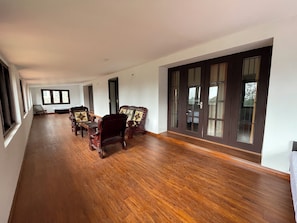 Terrace/patio -  Nashika Villa by evaddo (Kodaikanal)
