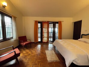 3 quartos, individualmente decorados, individualmente mobiliados