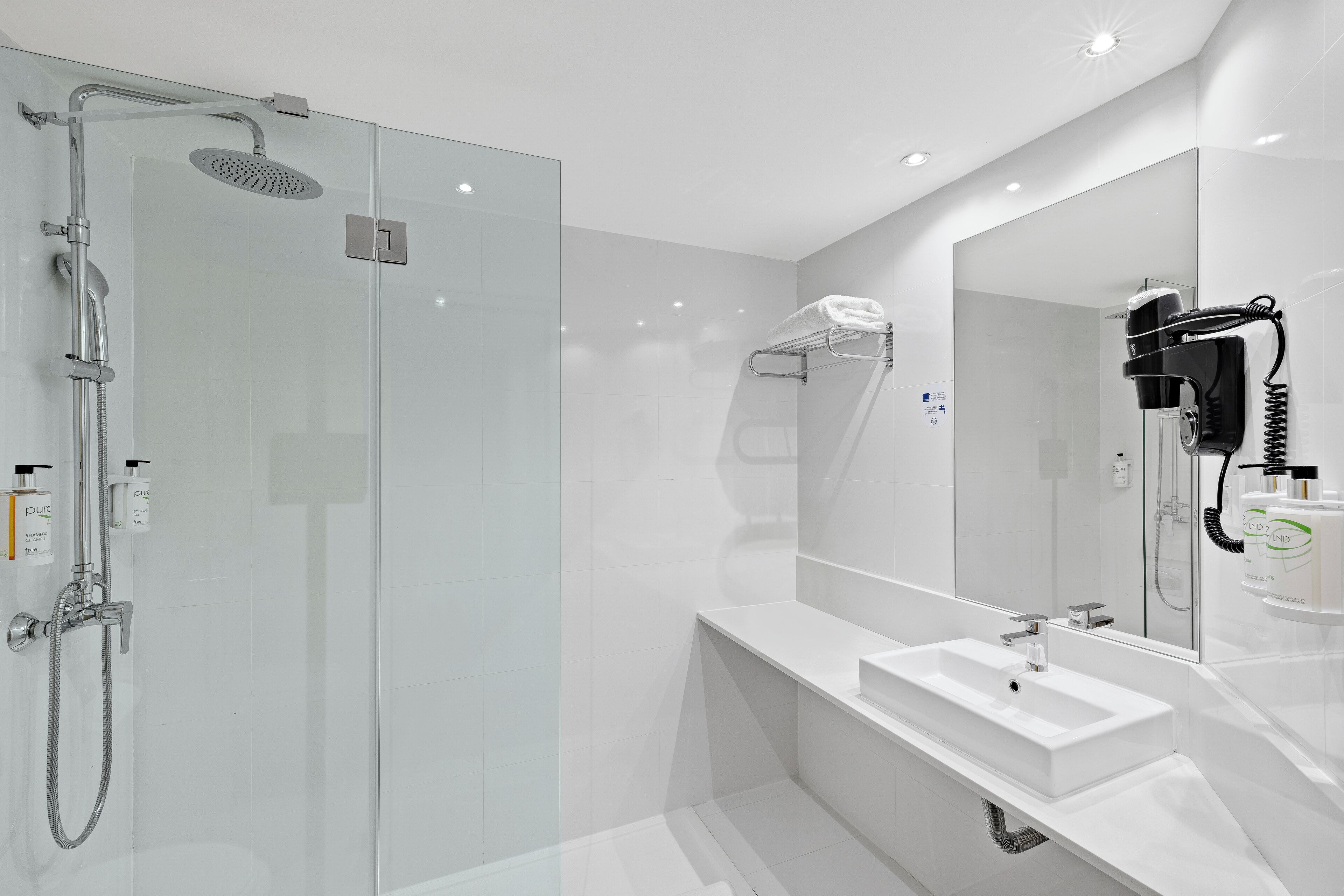 Foto - B&B HOTEL Madrid Pinar de las Rozas