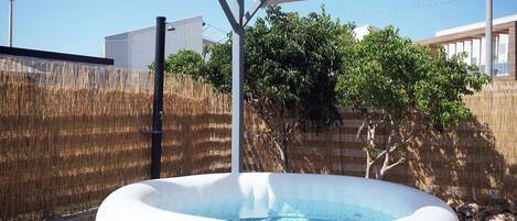 Apartment, Pool View | Private spa tub