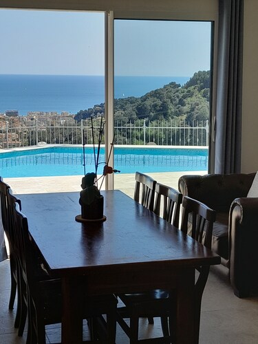 Beautiful Villa between Menton and Monaco. 
