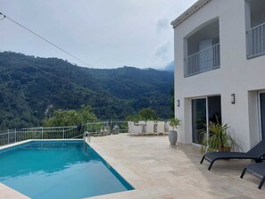 Pool - Beautiful Villa between Menton and Monaco.  (Gorbio)