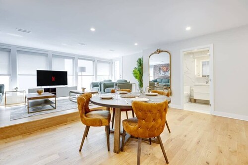 Luxury Penthouse w/Rooftop Patio & Parking - 8