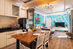 Grand Apartment | Private kitchen