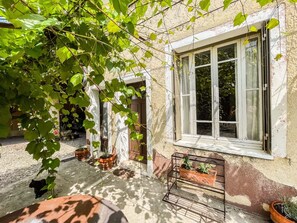Exterior - Ancien Corps de Ferme Avec Piscine au Coeur des Vignes en Drôme Provençale (Rochegude)