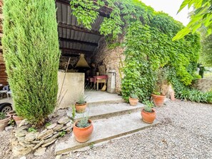 Property grounds - Ancien Corps de Ferme Avec Piscine au Coeur des Vignes en Drôme Provençale (Rochegude)