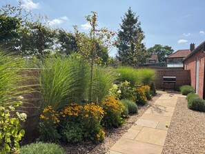 Property grounds - North Norfolk Coastal Retreat (Burnham Thorpe)