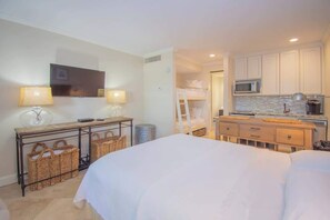 Free WiFi, bed sheets - 511 Sunsuite (Fripp Island)