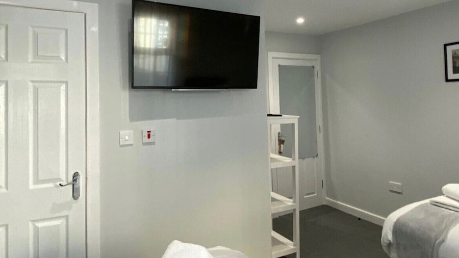 Brownlows Inn Rooms