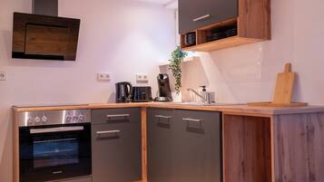 Ofen, Herdplatte, Geschirrspüler