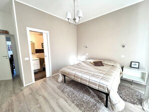 3 chambres, bureau, fer et planche à repasser, Wi-Fi gratuit