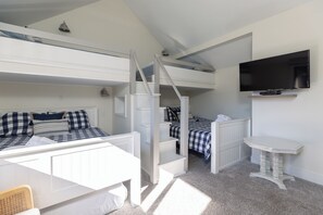 3 chambres, fer et planche à repasser, Wi-Fi gratuit, draps fournis