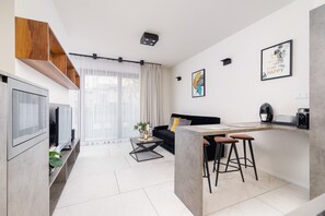 Apartment, 1 Schlafzimmer, Balkon | Wohnbereich