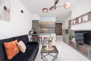 Living room - Apartment in Cracow by Renters Prestige (Kraków)
