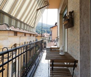 Outdoor dining - Grace and Robbie's house in Stresa (Stresa)