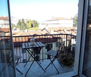 Outdoor dining - Grace and Robbie's house in Stresa (Stresa)