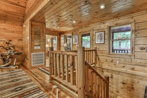 Interior - Stunning 6 Bedroom Lodge Style Home - Sleeps 13 (Ellijay)