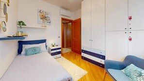 3 bedrooms, free WiFi, bed sheets