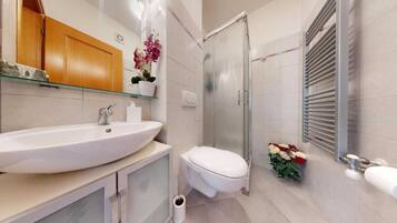 Haartrockner, Handtücher