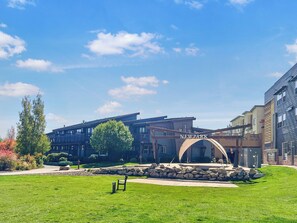 Exterior - Newly Renovated, Enjoy| Sunrise and Sunset Views from Private Hot Tub (Park City)