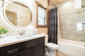 تجهيزات دش، مجففات شعر، مناشف