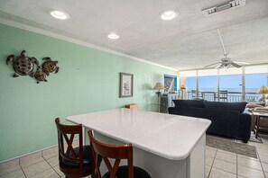 Interior - Oceanfront 1bed/1.5bath-Water's Edge Resort-303 Indoor/Outdoor Pool & Hot Tub (Garden City Beach)