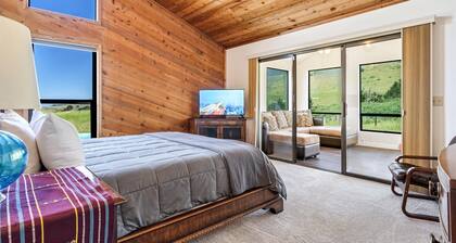 The Bodega House~Family Escape where the Ocean meets Pastures!WiFi/Yard Games