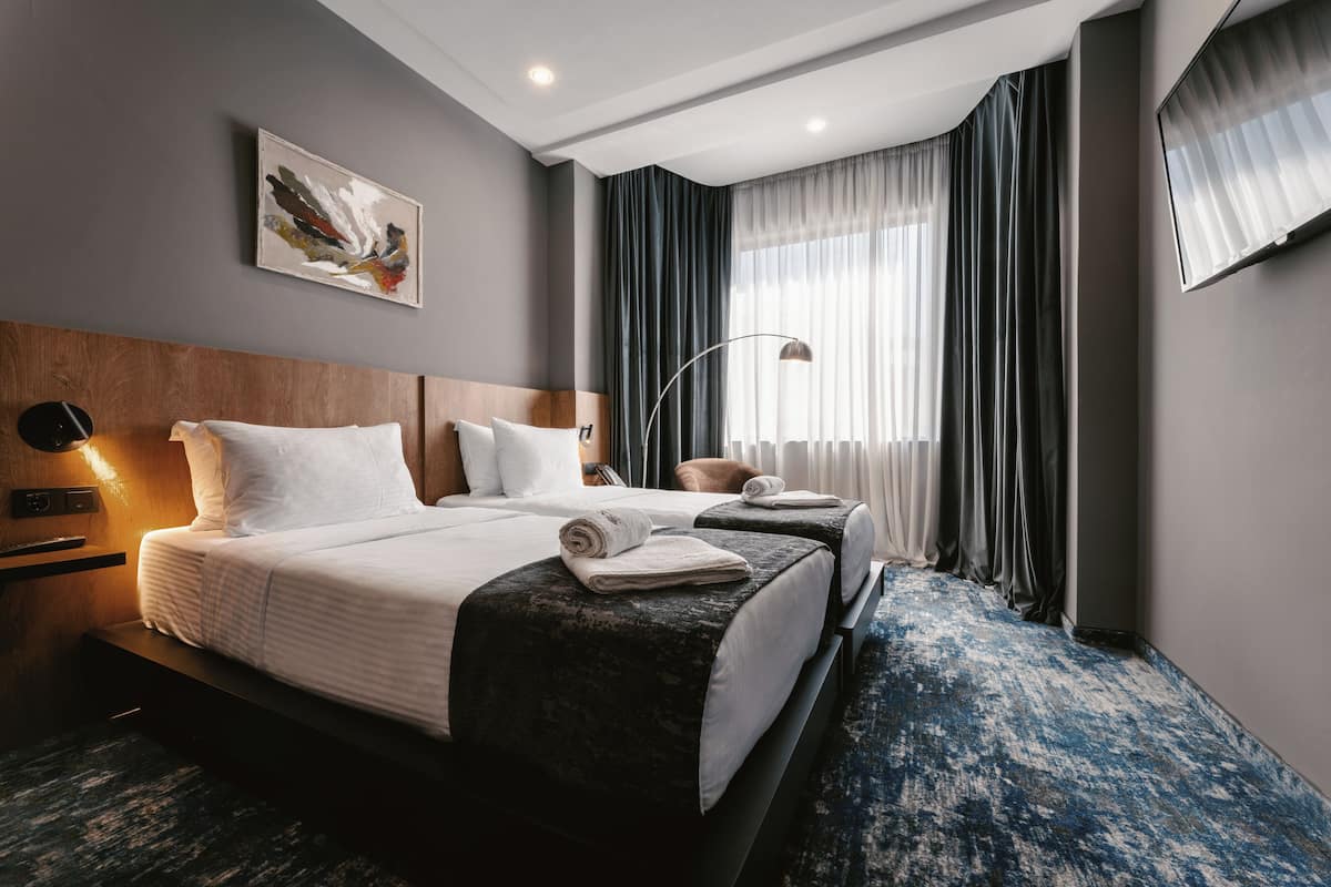Superior Twin Room | 1 slaapkamer, luxe beddengoed, Tempur Pedic-bedden, een minibar