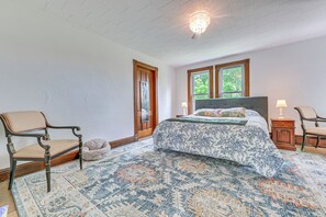 House (4 Bedrooms) | Interior - Family Home w/ Yard & Fire Pit in Middleburgh! (Middleburgh)