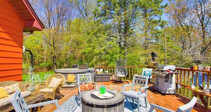 Spacious Duluth Home ~ 4 Mi to Lake Superior!